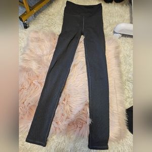 Lululemon leggings size 4